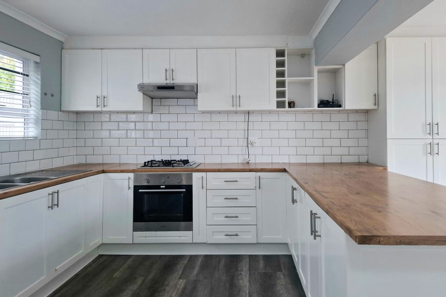 3 Bedroom Property for Sale in Welbedacht Western Cape